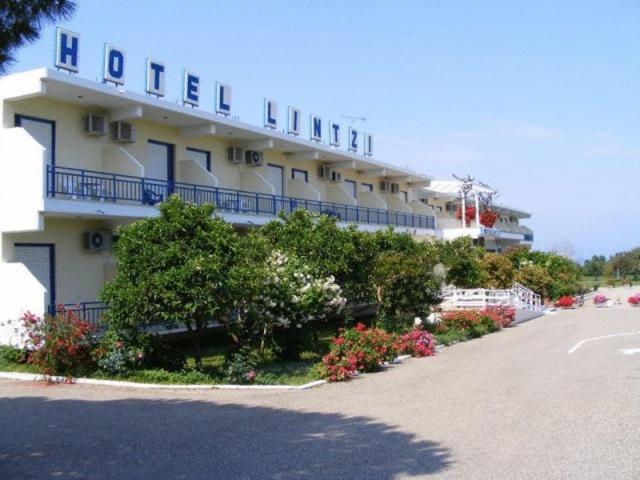 Lintzi Hotel Arkúdi Kültér fotó